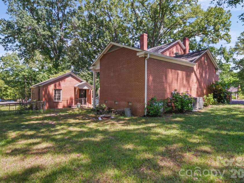 1510 Jackson Road, Gastonia, NC 28052.  MLS# CAR4383504, YatesRealty ID 23402. 