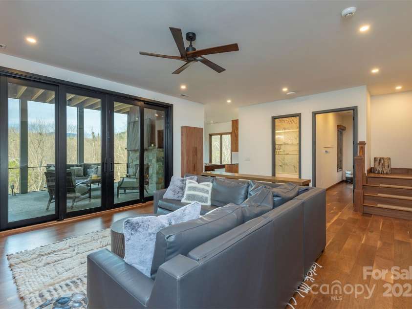 158 Riverbend Forest Drive, Asheville, NC 28805.  MLS# CAR4240684, YatesRealty ID 23402. Lower level