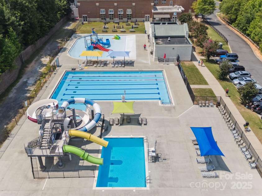 570 Sixth Baxter Crossing, Fort Mill, SC 29708.  MLS# CAR4275580, YatesRealty ID 23403. Common area