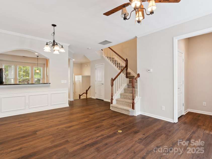 570 Sixth Baxter Crossing, Fort Mill, SC 29708.  MLS# CAR4275580, YatesRealty ID 23403. Great room