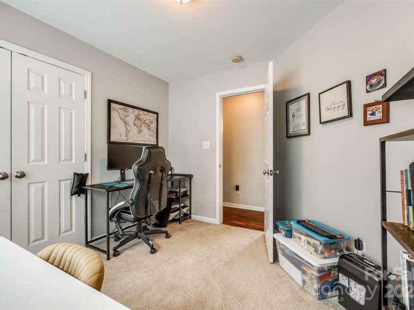 1206 Craig Avenue, Lancaster, SC 29720.  MLS# CAR4264315, YatesRealty ID 23404. 