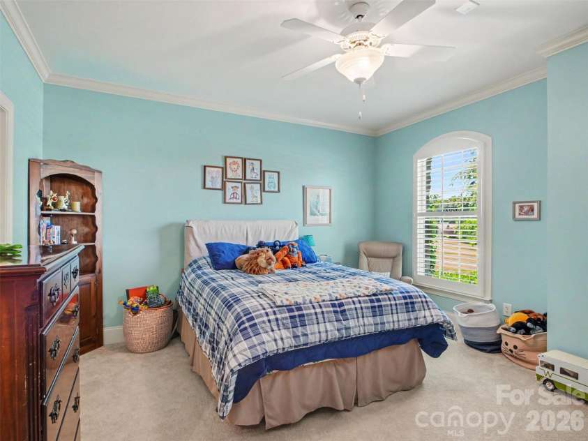 1422 Stone Gate Drive, Shelby, NC 28150.  MLS# CAR4358985, YatesRealty ID 23404. This is the perfectly-sized second bedroom near the primary.