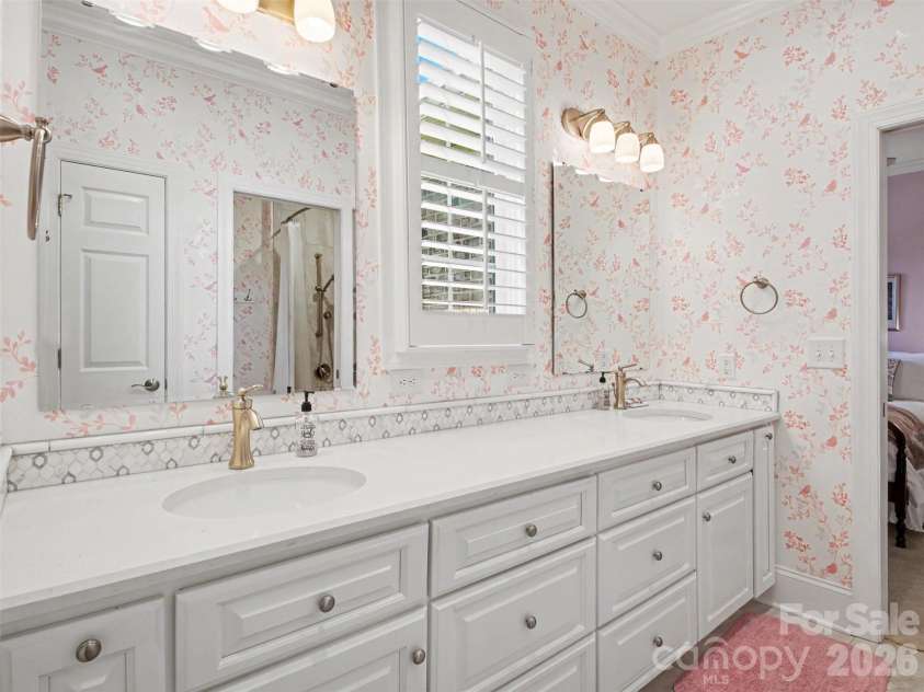 1422 Stone Gate Drive, Shelby, NC 28150.  MLS# CAR4358985, YatesRealty ID 23404. Vanity with double sinks and plenty of drawer space in the Jack and Jill bath