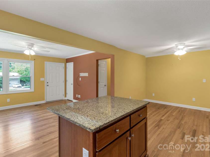 203 Nottingham Drive, York, SC 29745.  MLS# CAR4275788, YatesRealty ID 23405. 