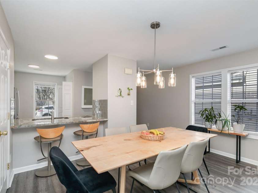 1227 Triece Lane, Charlotte, NC 28215.  MLS# CAR4238144, YatesRealty ID 23406. 