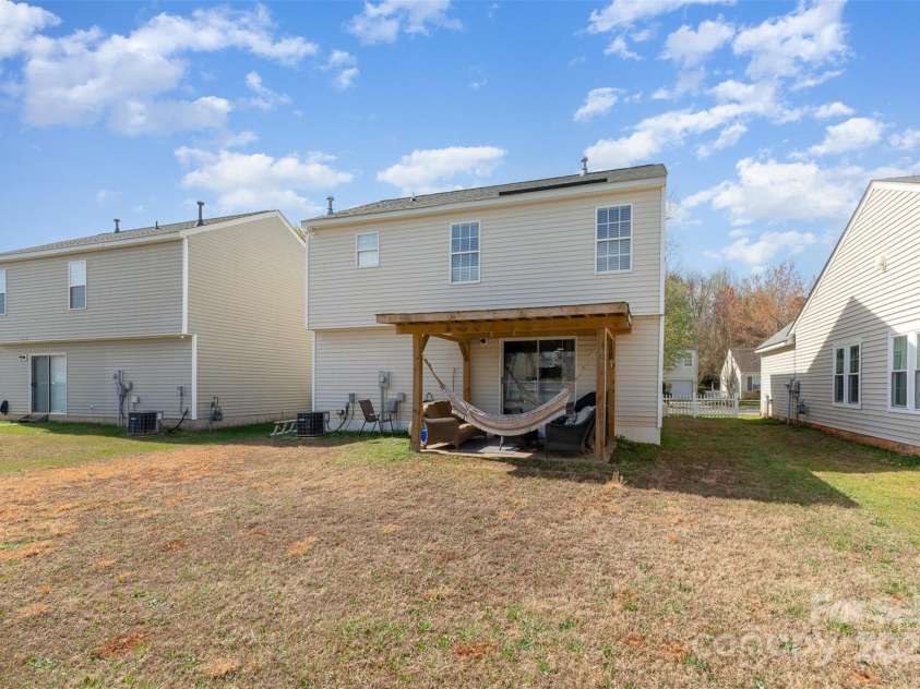 1227 Triece Lane, Charlotte, NC 28215.  MLS# CAR4238144, YatesRealty ID 23406. Flat good size back yard
