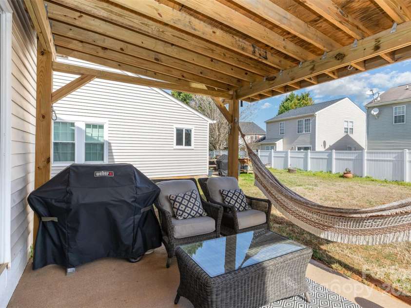 1227 Triece Lane, Charlotte, NC 28215.  MLS# CAR4238144, YatesRealty ID 23406. Newly added covered patio