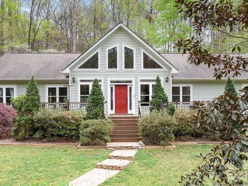 113 Duval Court, Mooresville, NC 28117.  MLS# CAR4241538, YatesRealty ID 23407. 