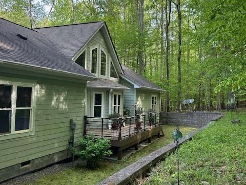 113 Duval Court, Mooresville, NC 28117.  MLS# CAR4241538, YatesRealty ID 23407. 