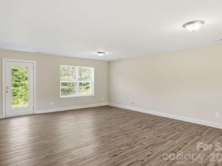 502 Coffeetree Lane, Stanley, NC 28164.  MLS# CAR4381176, YatesRealty ID 23409. 