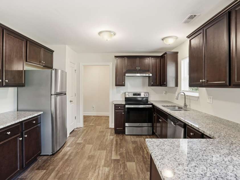 502 Coffeetree Lane, Stanley, NC 28164.  MLS# CAR4381176, YatesRealty ID 23409. 