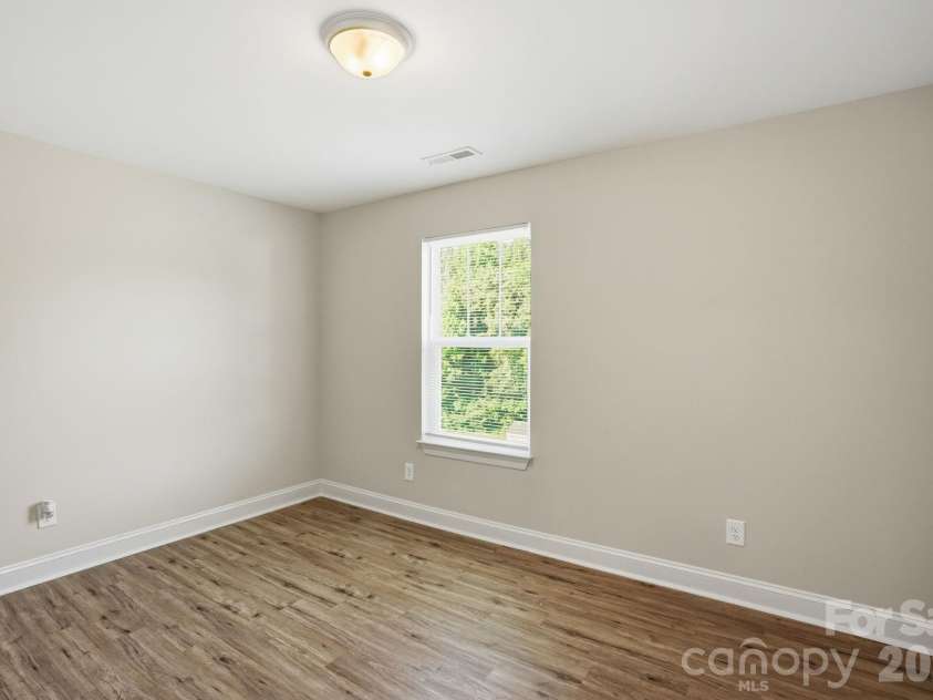 502 Coffeetree Lane, Stanley, NC 28164.  MLS# CAR4381176, YatesRealty ID 23409. 