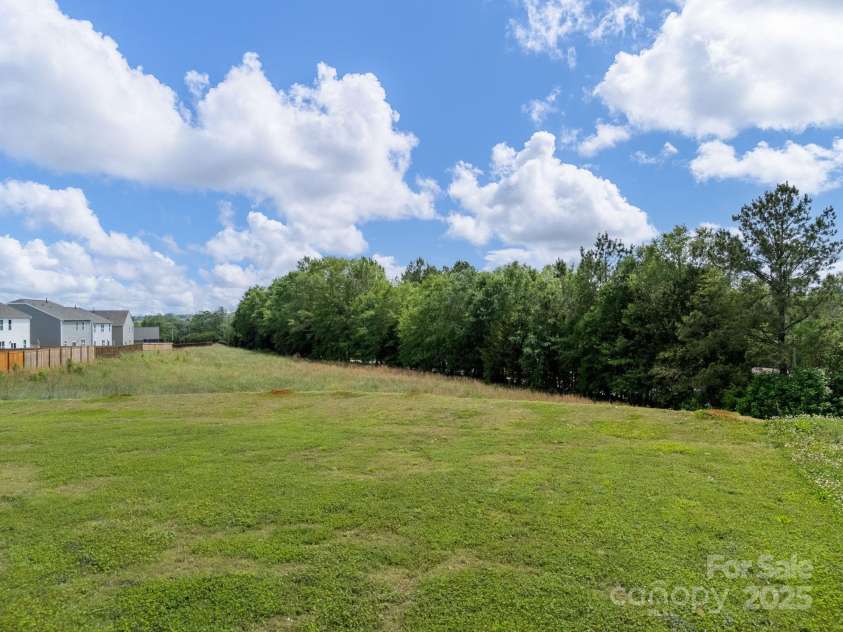 7007 Manse Court, Boiling Springs, SC 29316.  MLS# CAR4260062, YatesRealty ID 23409. Sits on approx. 0.31 of an acre.