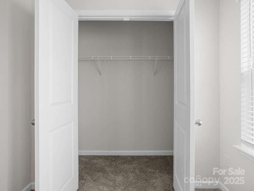 7007 Manse Court, Boiling Springs, SC 29316.  MLS# CAR4260062, YatesRealty ID 23409. There is room for everything.