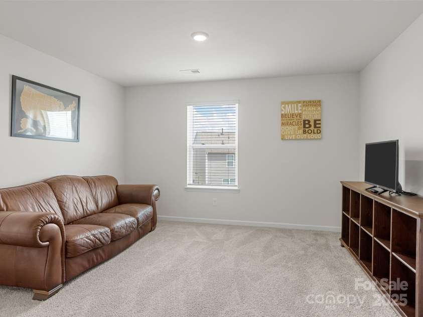 7007 Manse Court, Boiling Springs, SC 29316.  MLS# CAR4260062, YatesRealty ID 23409. Upstairs is an oversized loft area.