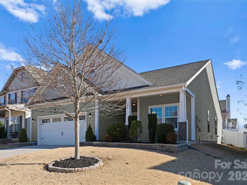 224 Fesperman Circle, Troutman, NC 28166.  MLS# CAR4334200, YatesRealty ID 2341. 