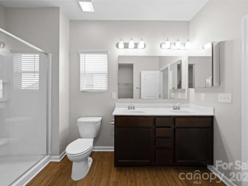 224 Fesperman Circle, Troutman, NC 28166.  MLS# CAR4334200, YatesRealty ID 2341. Primary Bathroom 