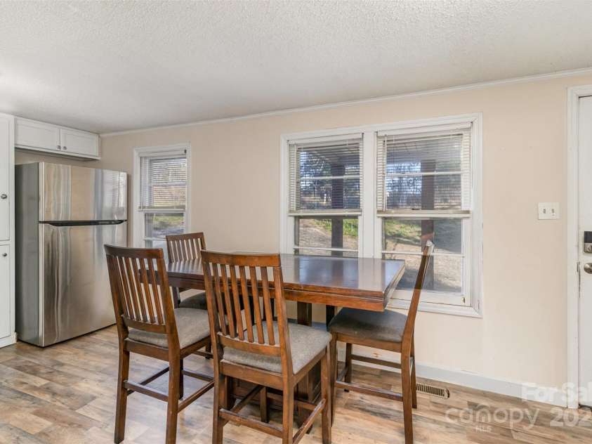 456 Burnt Gin Road, Gaffney, SC 29340.  MLS# CAR4234025, YatesRealty ID 2341. 