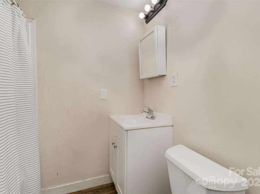 456 Burnt Gin Road, Gaffney, SC 29340.  MLS# CAR4234025, YatesRealty ID 2341. 