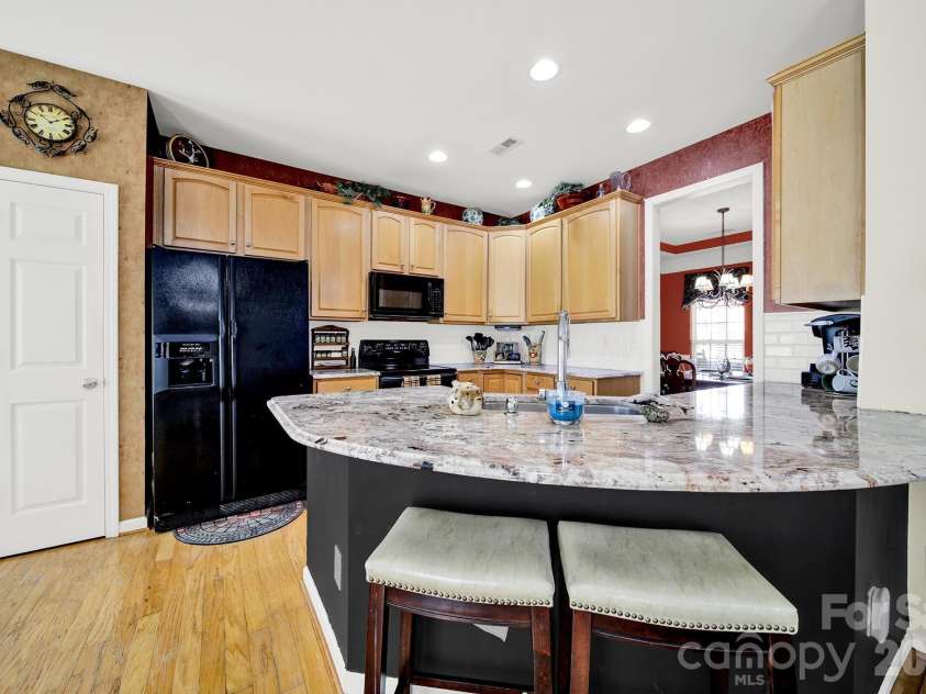 3752 Leela Palace Way, Fort Mill, SC 29708.  MLS# CAR4382778, YatesRealty ID 23410. 
