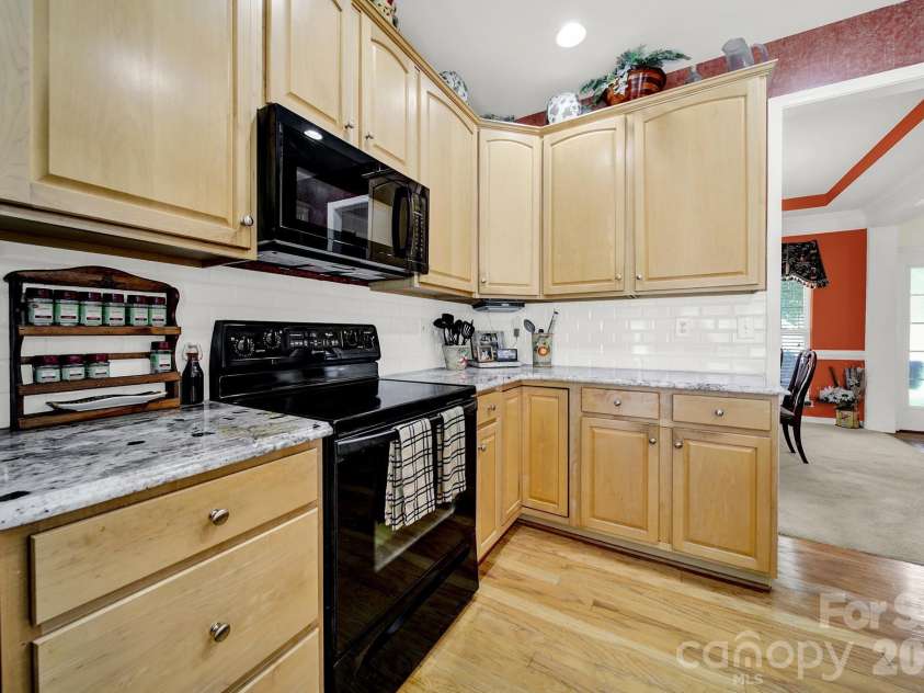 3752 Leela Palace Way, Fort Mill, SC 29708.  MLS# CAR4382778, YatesRealty ID 23410. 