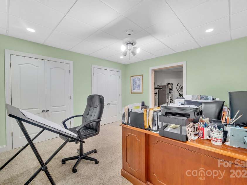 122 Long Cove Lane, Mooresville, NC 28117.  MLS# CAR4268832, YatesRealty ID 23411. Office space