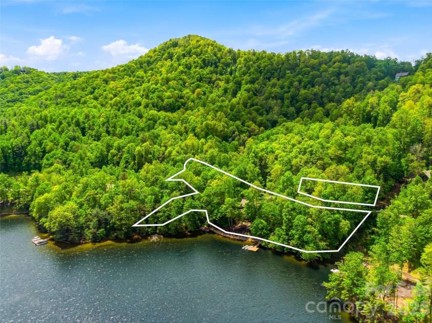 60 Shoreline Drive, Tuckasegee, NC 28783.  MLS# CAR4381365, YatesRealty ID 23412. 