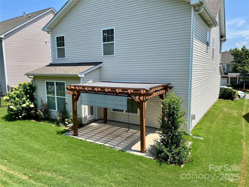 11511 Wilson Mill Lane, Pineville, NC 28134.  MLS# CAR4270884, YatesRealty ID 23414. 