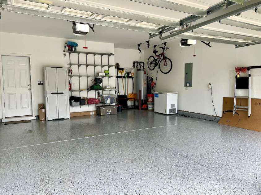 11511 Wilson Mill Lane, Pineville, NC 28134.  MLS# CAR4270884, YatesRealty ID 23414. 