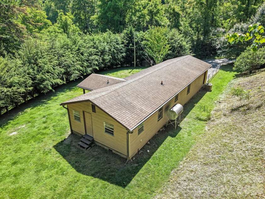 270 Slim Dillard Road, Sylva, NC 28779.  MLS# CAR4383810, YatesRealty ID 23415. 