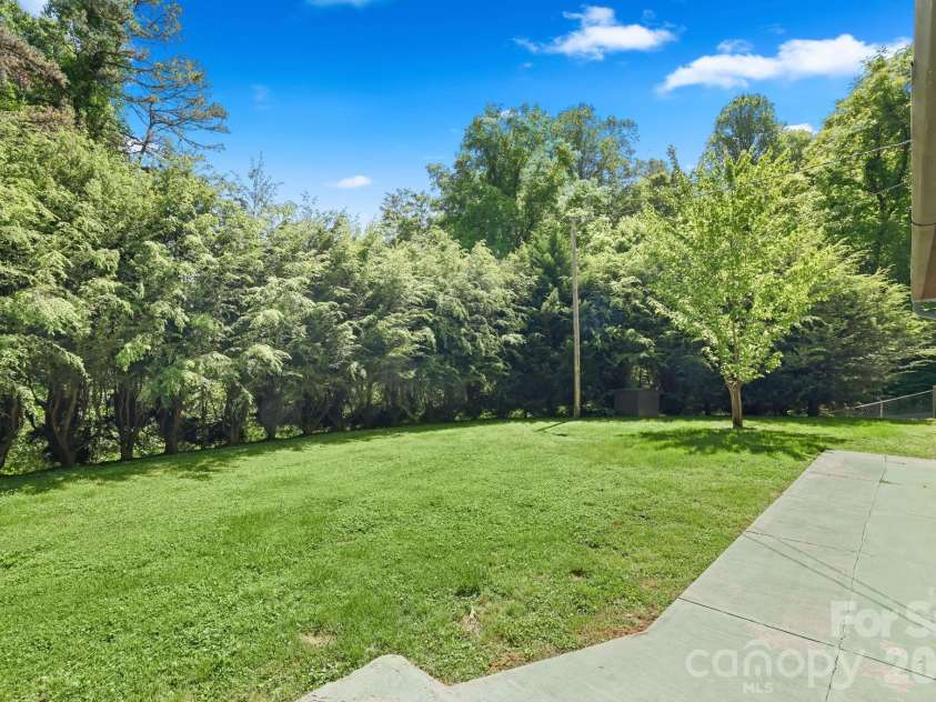270 Slim Dillard Road, Sylva, NC 28779.  MLS# CAR4383810, YatesRealty ID 23415. 