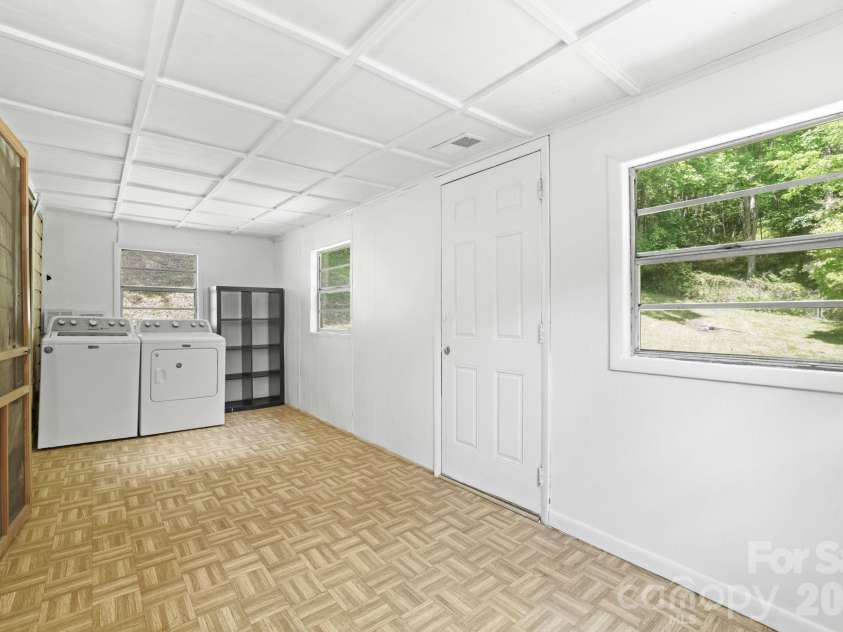 270 Slim Dillard Road, Sylva, NC 28779.  MLS# CAR4383810, YatesRealty ID 23415. 