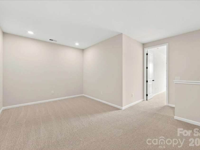 6319 Haller Street, Charlotte, NC 28227.  MLS# CAR4383871, YatesRealty ID 23417. Loft space