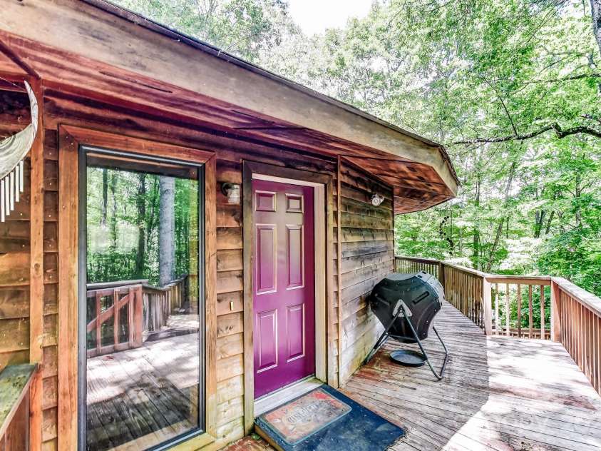1119 Brandywine Road, Waynesville, NC 28786.  MLS# CAR4276788, YatesRealty ID 23418. 