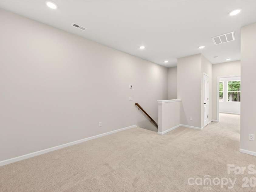 6315 Haller Street, Charlotte, NC 28227.  MLS# CAR4383884, YatesRealty ID 23418. Loft space