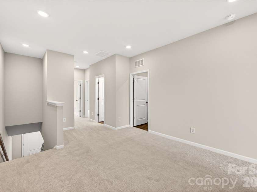 6315 Haller Street, Charlotte, NC 28227.  MLS# CAR4383884, YatesRealty ID 23418. Loft space