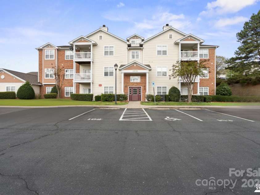 10720 Hill Point Court, Charlotte, NC 28262.  MLS# CAR4243076, YatesRealty ID 23419. 