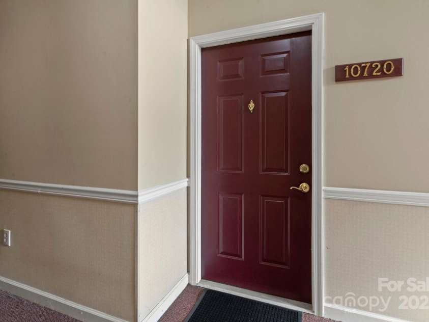 10720 Hill Point Court, Charlotte, NC 28262.  MLS# CAR4243076, YatesRealty ID 23419. 