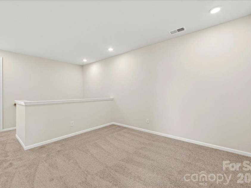 6323 Haller Street, Charlotte, NC 28227.  MLS# CAR4383894, YatesRealty ID 23419. Loft space