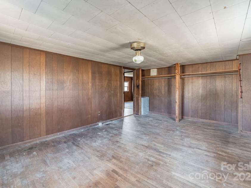 3467 Clearview Lane, Maiden, NC 28650.  MLS# CAR4235224, YatesRealty ID 2342. 