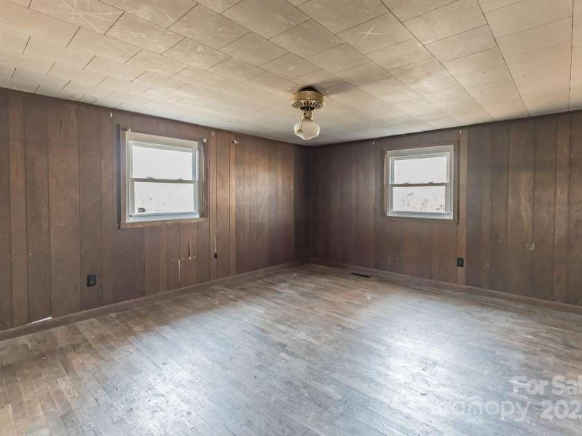 3467 Clearview Lane, Maiden, NC 28650.  MLS# CAR4235224, YatesRealty ID 2342. 