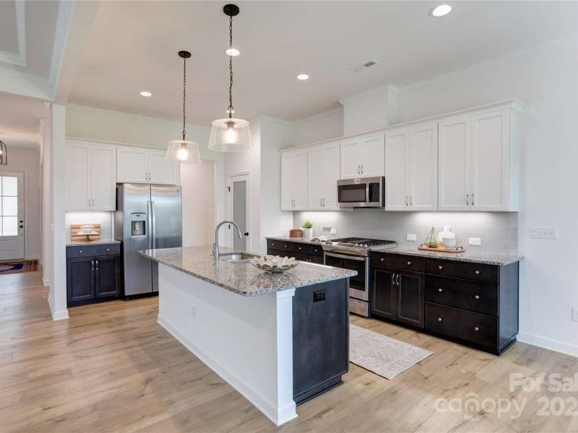 471 Lucky Drive, Concord, NC 28027.  MLS# CAR4281393, YatesRealty ID 2342. 