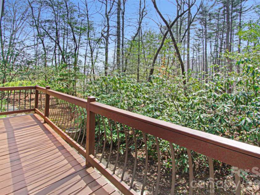 540 Chickadee Lane, Brevard, NC 28712.  MLS# CAR4363992, YatesRealty ID 23422. 