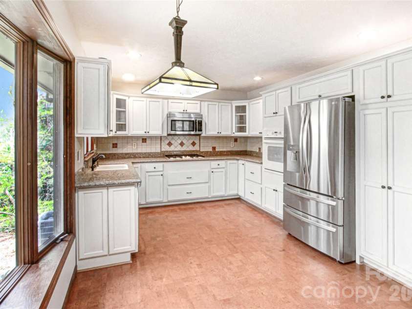 540 Chickadee Lane, Brevard, NC 28712.  MLS# CAR4363992, YatesRealty ID 23422. 
