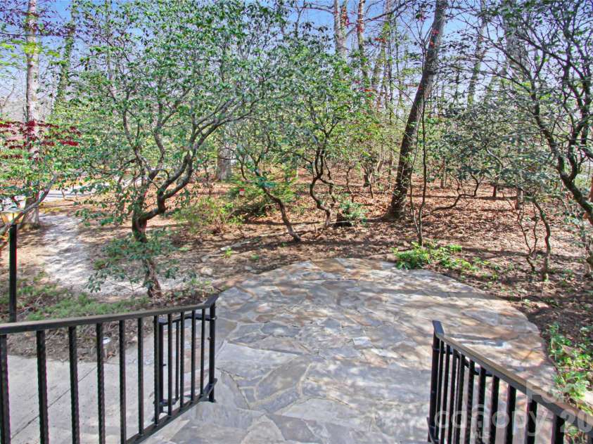 540 Chickadee Lane, Brevard, NC 28712.  MLS# CAR4363992, YatesRealty ID 23422. 