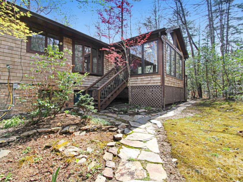 540 Chickadee Lane, Brevard, NC 28712.  MLS# CAR4363992, YatesRealty ID 23422. 