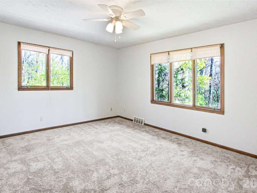 540 Chickadee Lane, Brevard, NC 28712.  MLS# CAR4363992, YatesRealty ID 23422. Second bedroom 