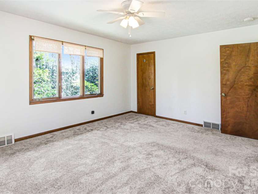 540 Chickadee Lane, Brevard, NC 28712.  MLS# CAR4363992, YatesRealty ID 23422. Second bedroom