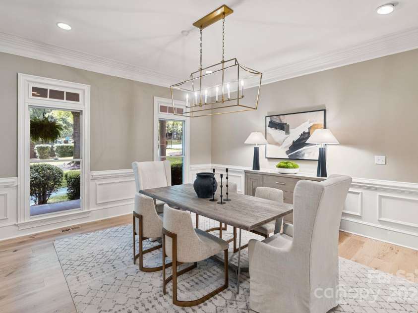 4920 Parview Drive, Charlotte, NC 28226.  MLS# CAR4258852, YatesRealty ID 23423. 