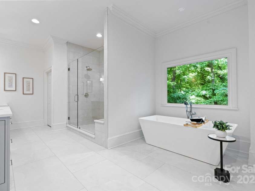 4920 Parview Drive, Charlotte, NC 28226.  MLS# CAR4258852, YatesRealty ID 23423. 